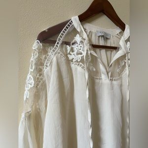 Loose puffy sleeve women’s flowy top